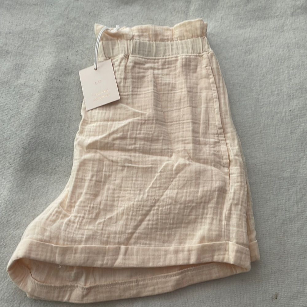 NWT organically grown cotton made shorts with liner size small by Lauren Conrad